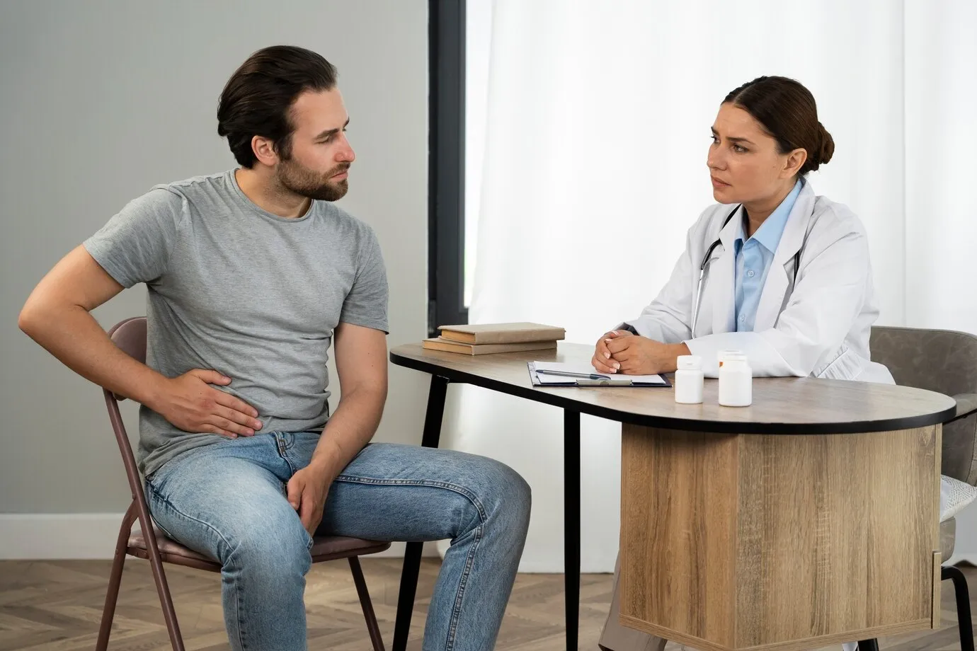 consulting a patient for chronic pain management